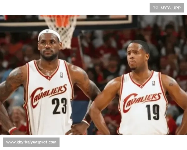 前球员兼教练达蒙·琼斯被指控出售球员内部信息，涉及詹姆斯伤情